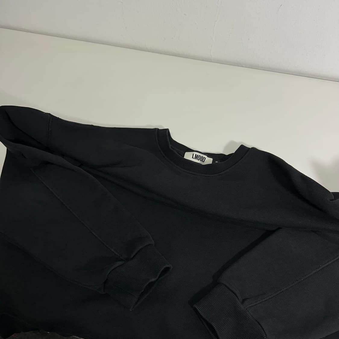 46 95 엘무드 블랙 무지 오버핏 맨투맨 상품이미지1