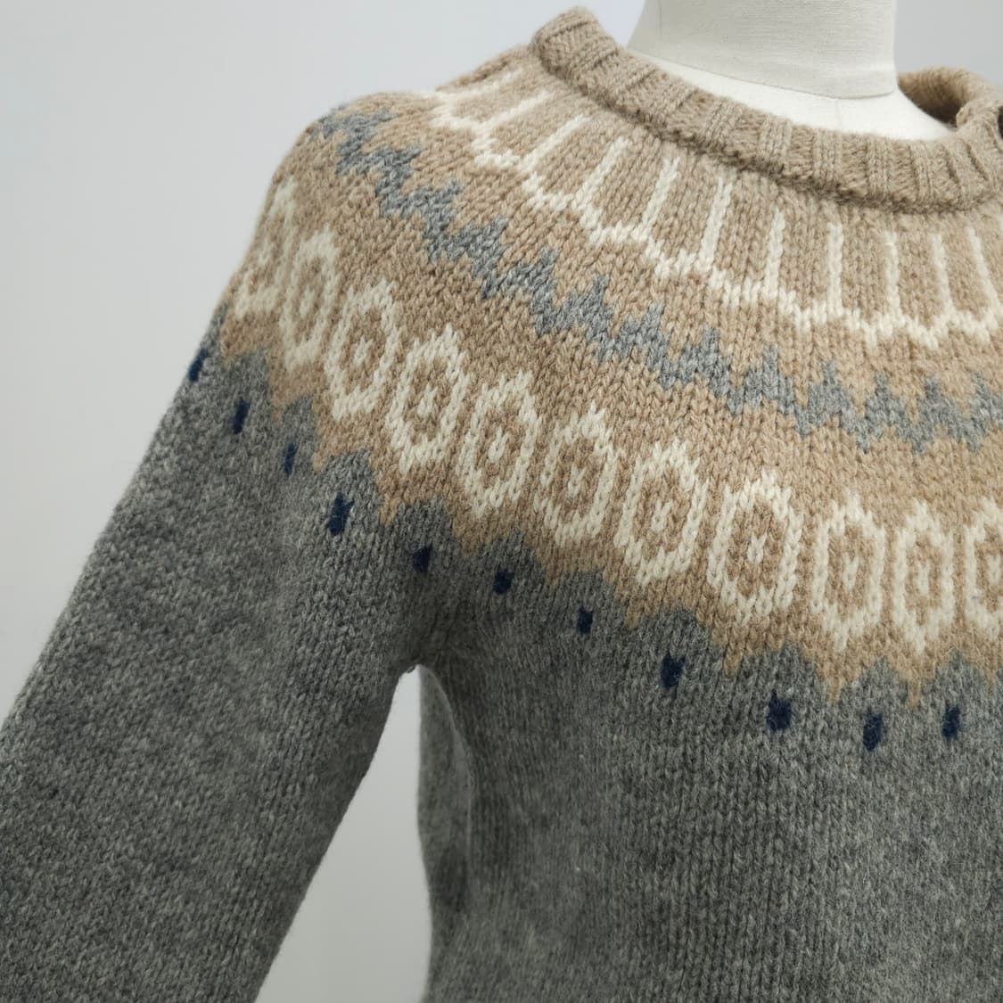 노르딕 울100% 숄더버튼 니트 스웨터 상품이미지7