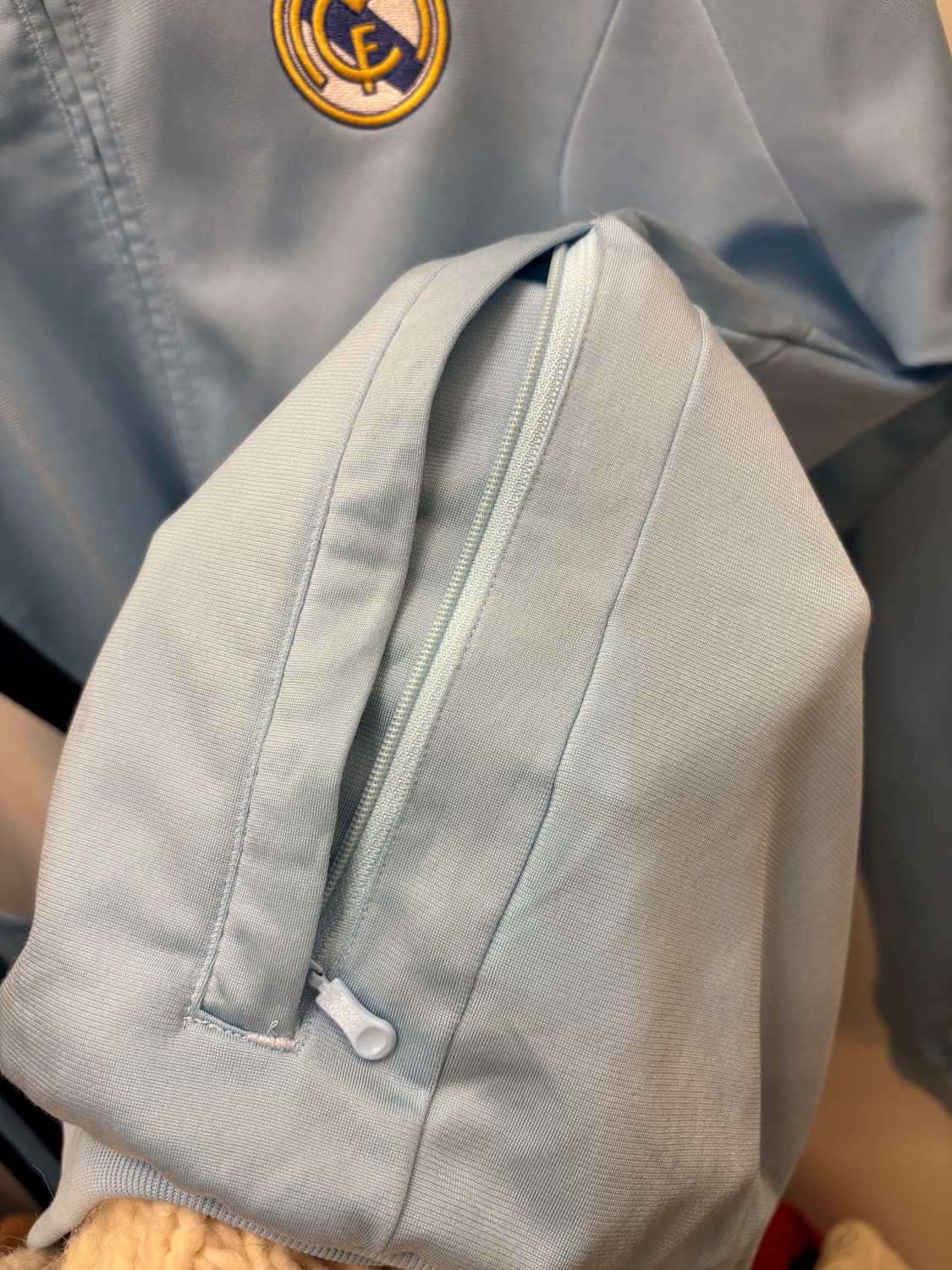 09-10 아디다스 레알마드리드 트랙탑 져지 상품이미지5