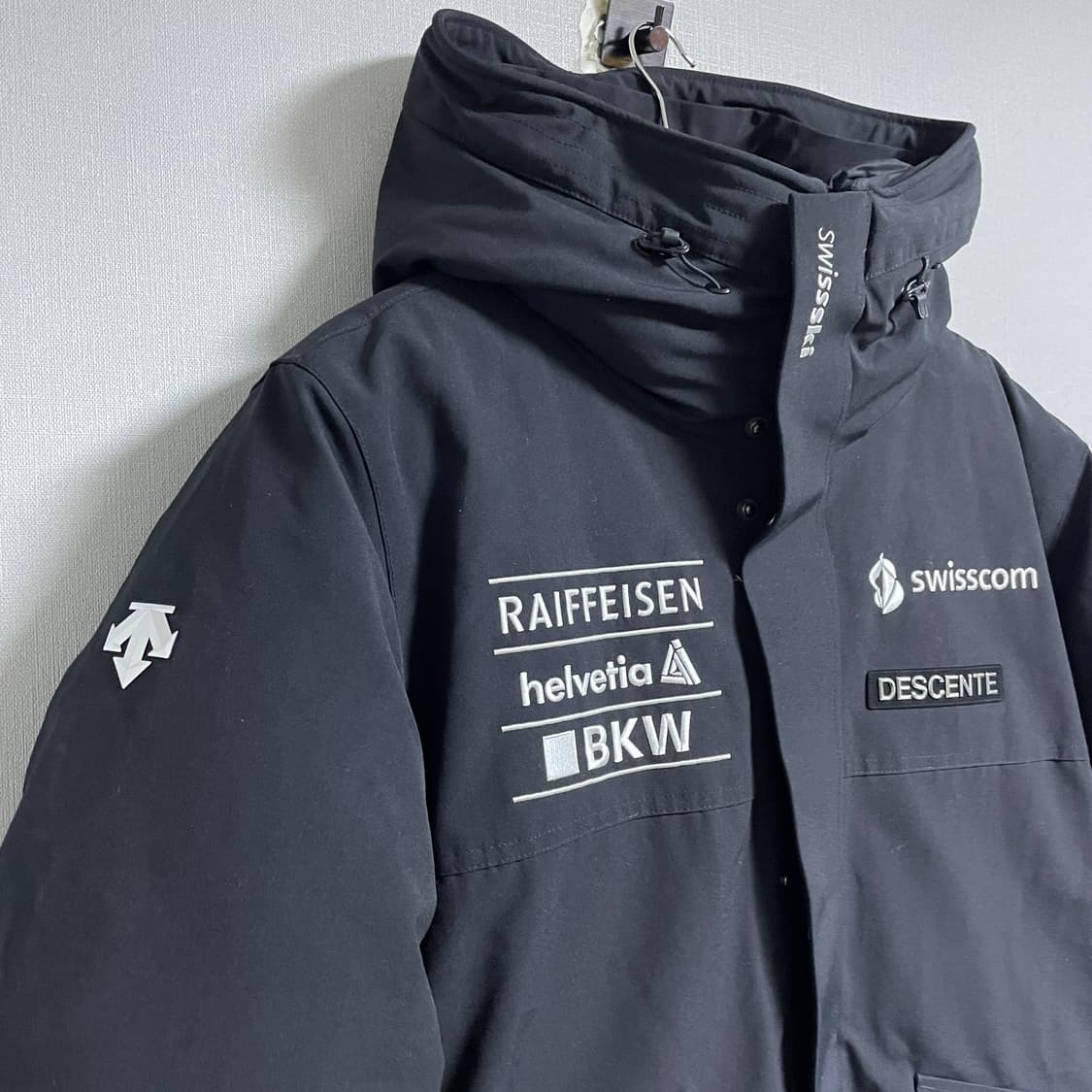 데상트 스위스 레플리카 미드 다운점퍼 S9421SDJO 상품이미지10