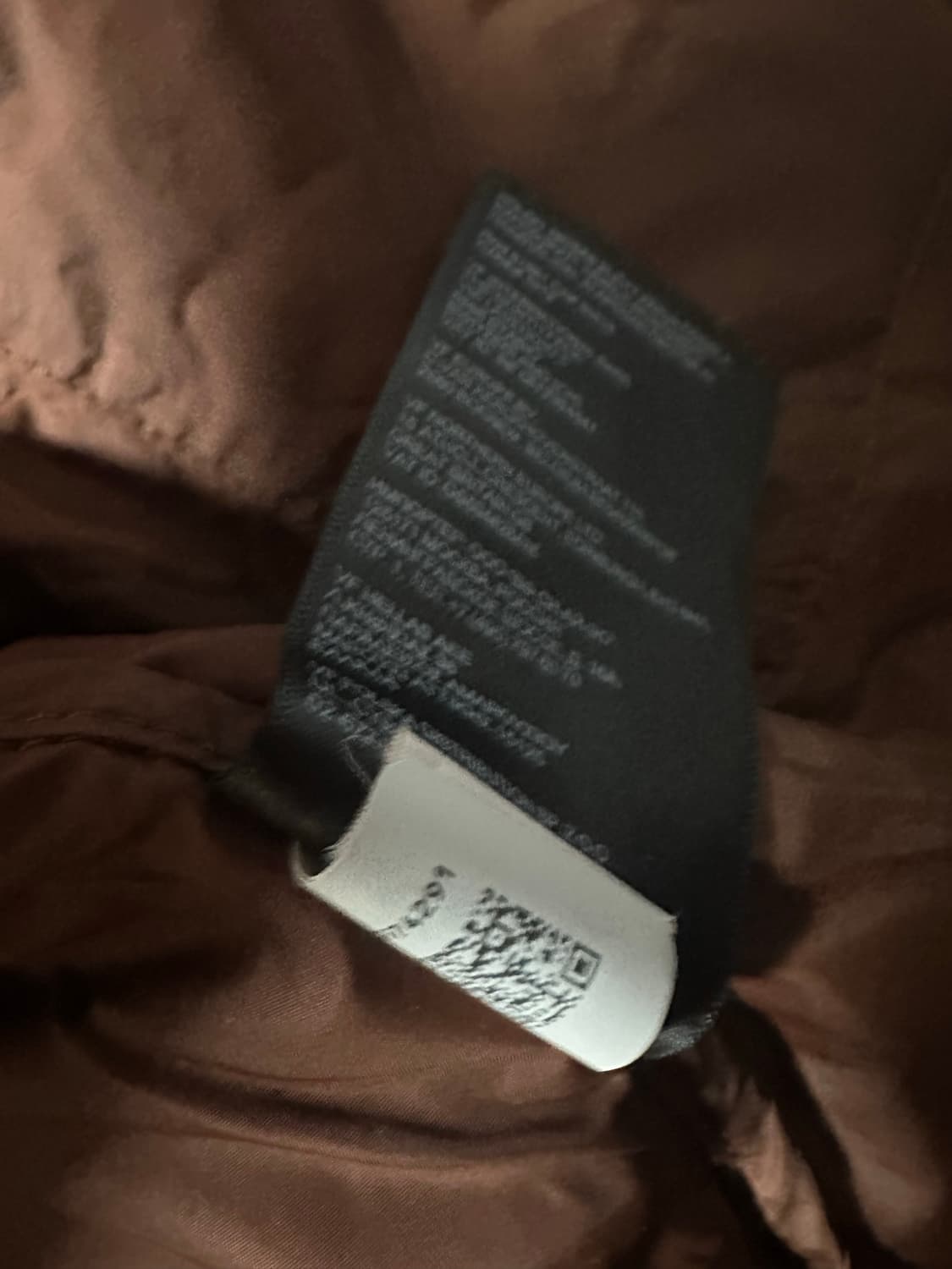 한국에서 못구하는 노스페이스 눕시 레트로 1996 다크오크 상품이미지5