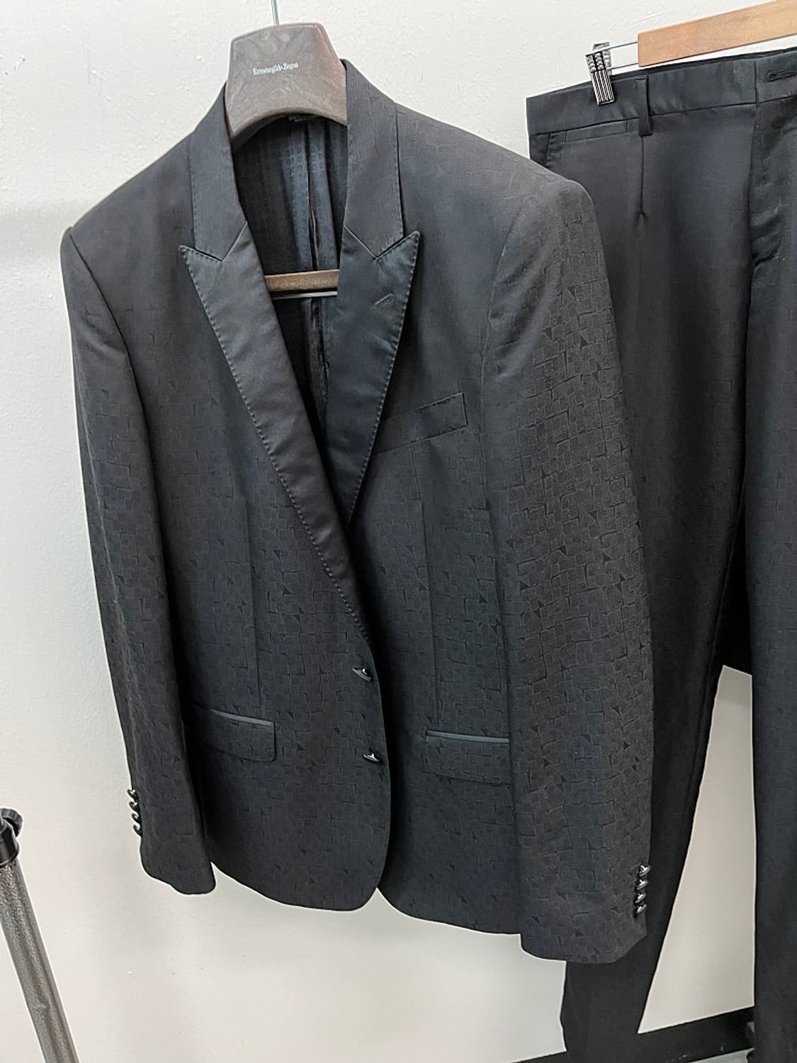 100,32) 돌체앤가바나 신형 자가드 슈트  상품이미지2