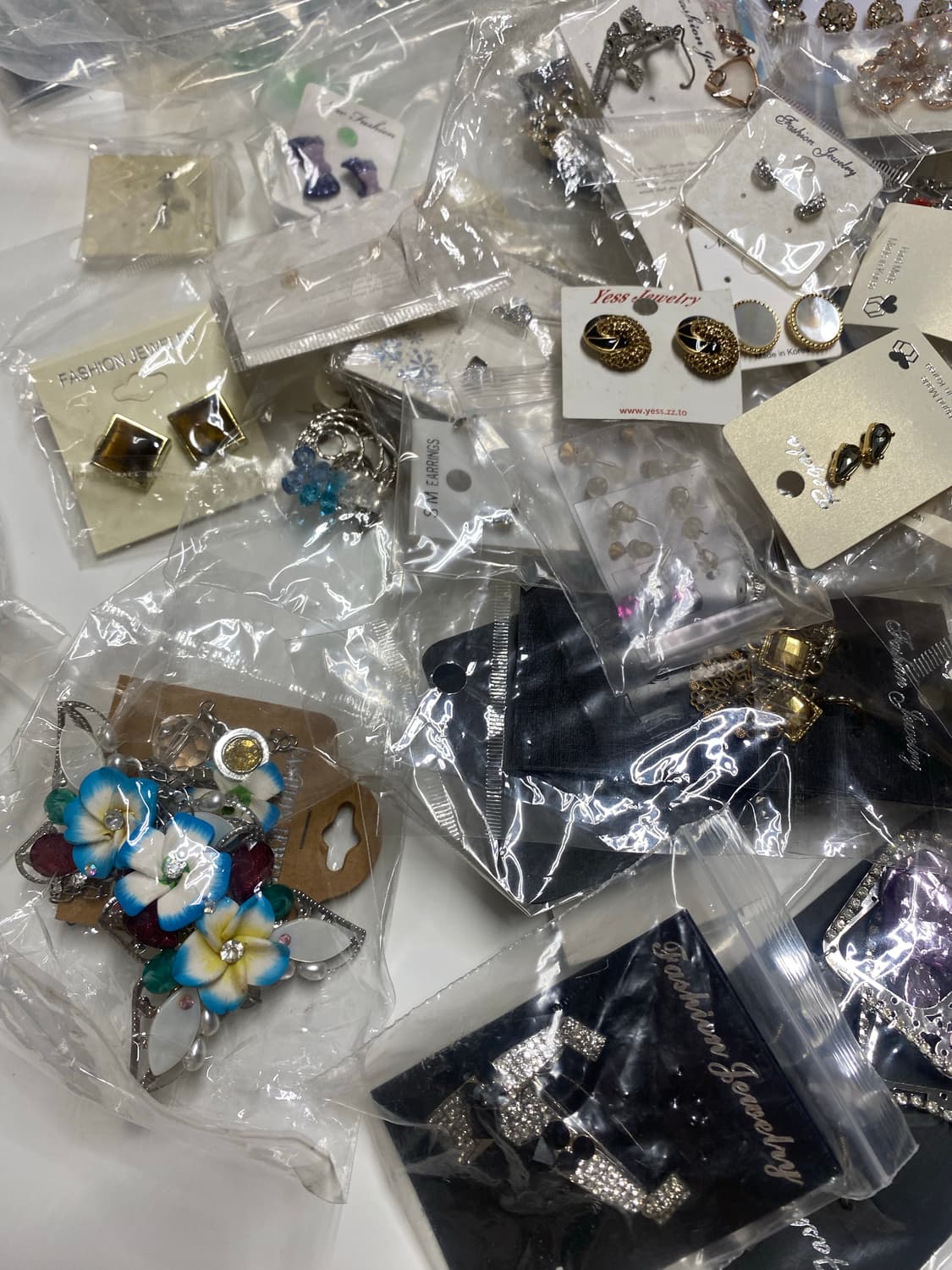 새상품 귀걸이 약 65세트 상품이미지3