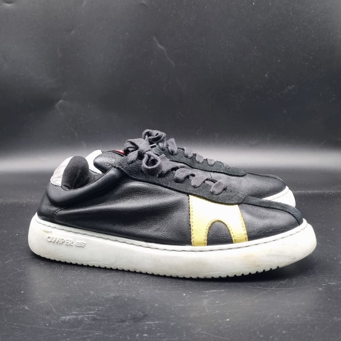 캠퍼 트윈스 발편한스니커즈 245 상품이미지1