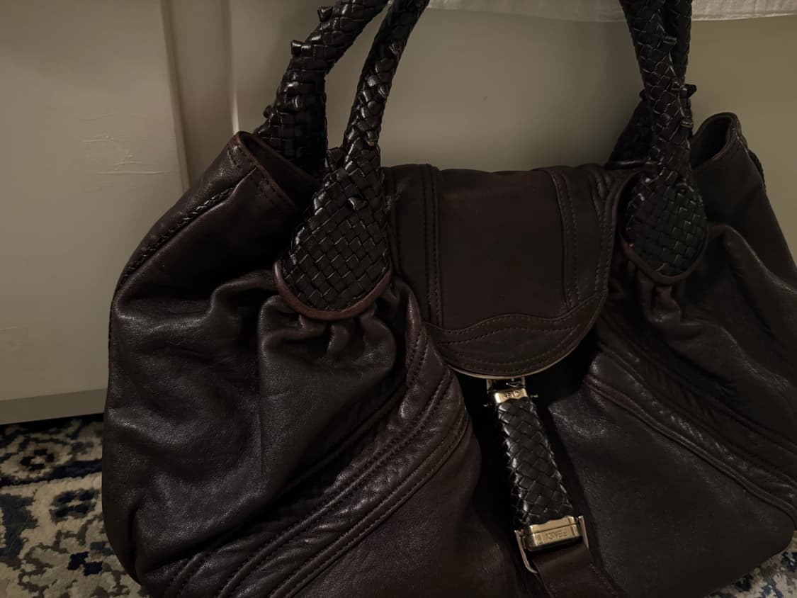 펜디 스파이백 브라운 상품이미지3