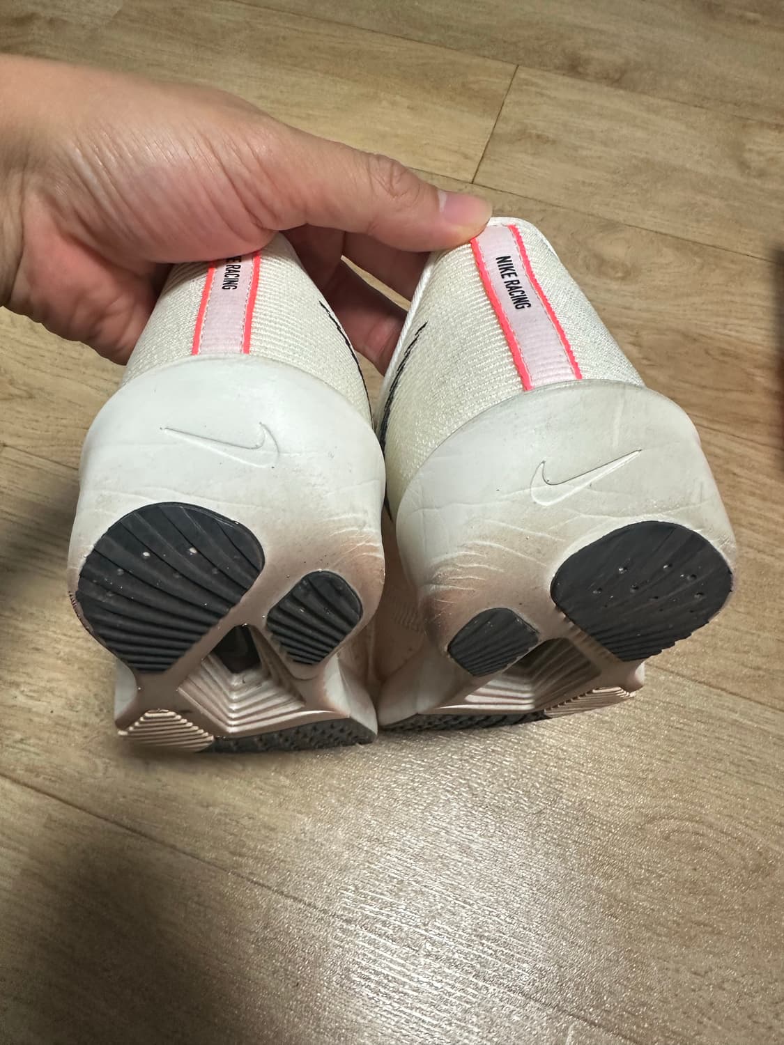 나이키 에어 줌 라이벌 플라이4 세일 아이보리 270 상품이미지5