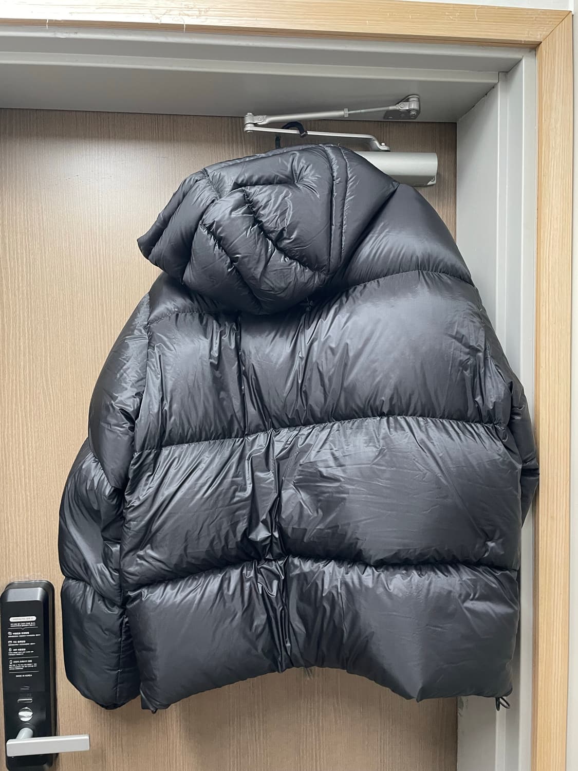 [XL] 로아 헤비다운 패딩 블랙 상품이미지4