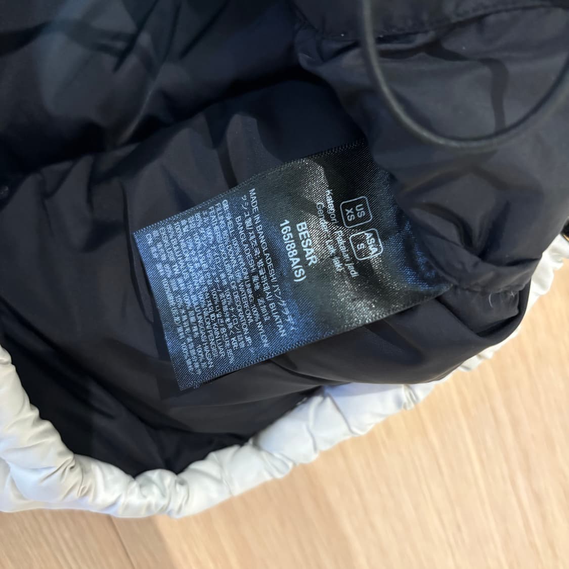 노스페이스 1996 레트로 눕시 700 필 패커블 재킷 TNF (S) 상품이미지5