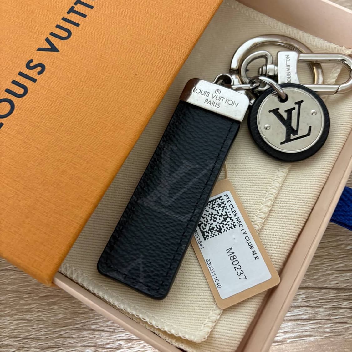 루이비통 LV 네오 이클립스 키링 상품이미지1