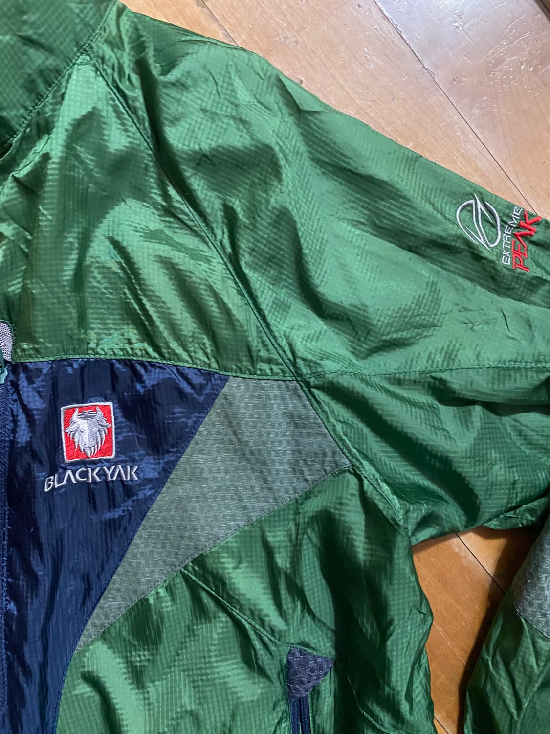 블랙야크 그린 바람막이 110 상품이미지3