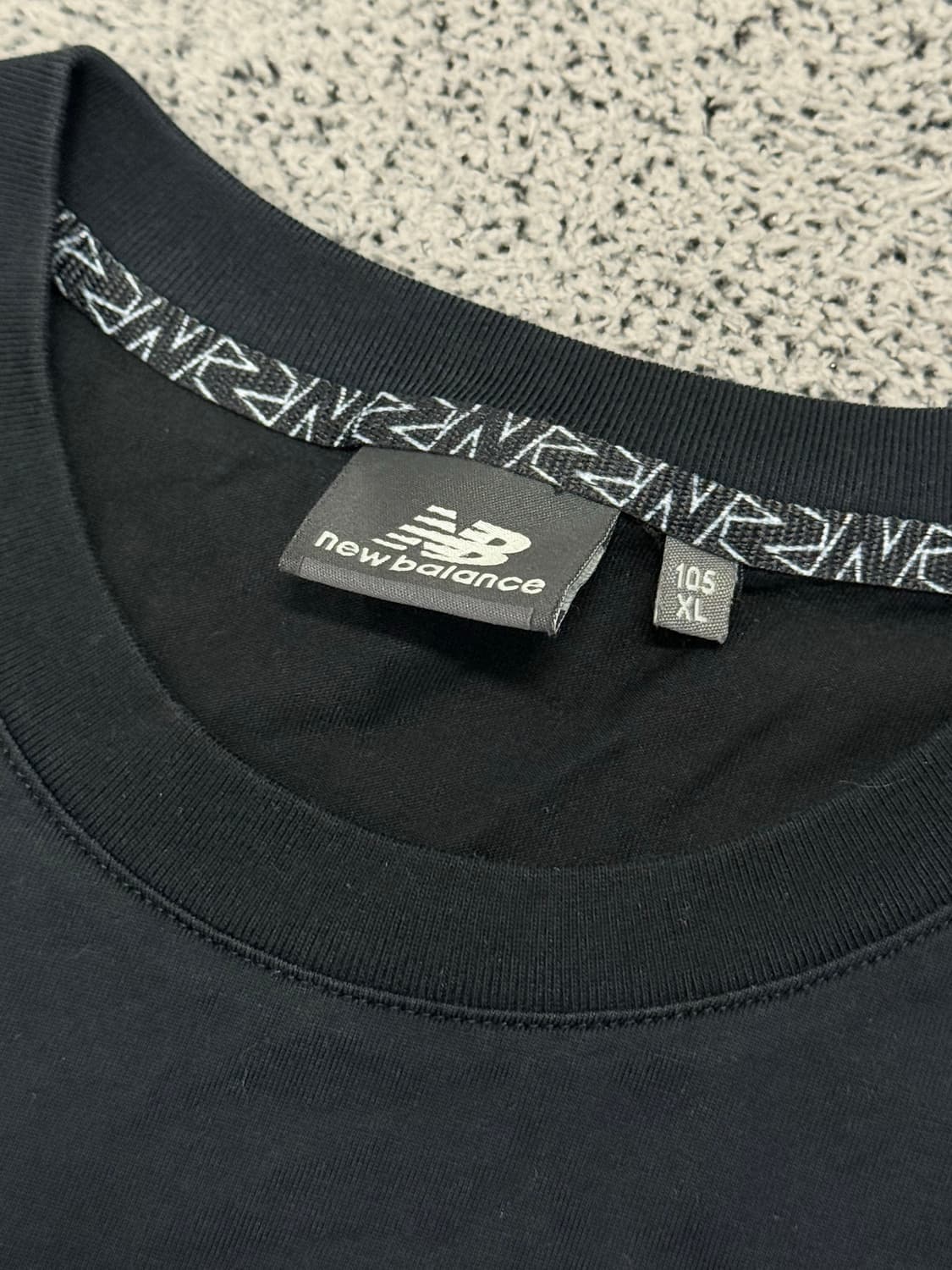 (105) 뉴발란스 스펠아웃 반팔 티 상품이미지3