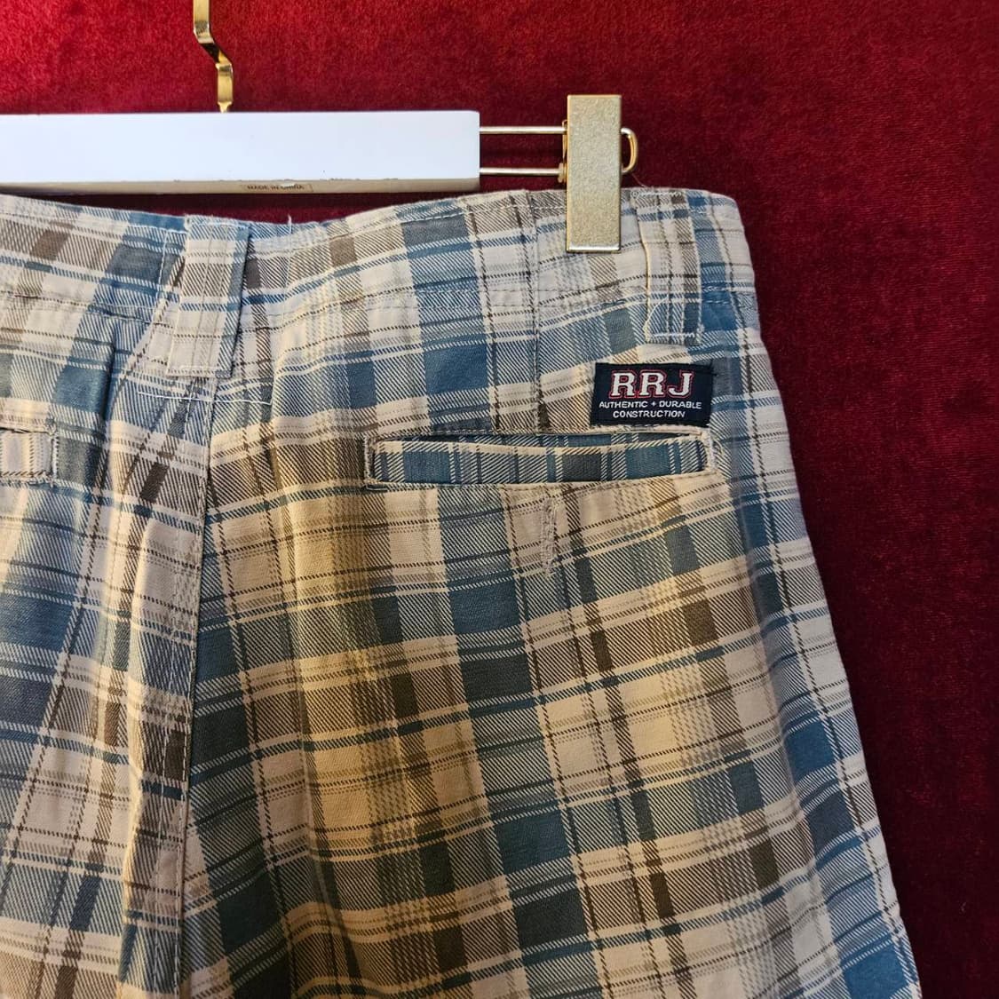 RRJ (ROUGH RIDER JEANS)

체크 반바지 상품이미지4