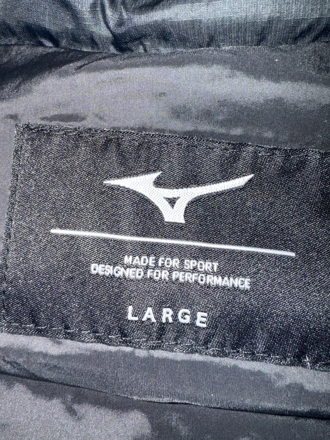 미즈노 경량패딩 상품이미지1