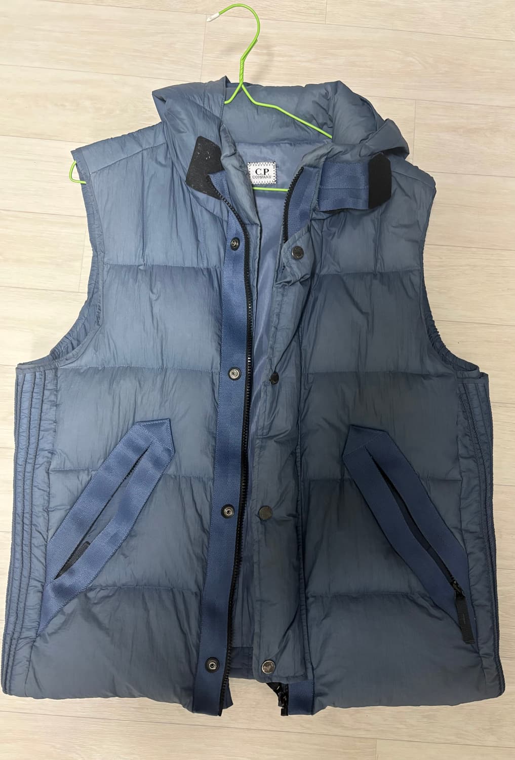 cp컴퍼니 패딩 조끼 상품이미지1