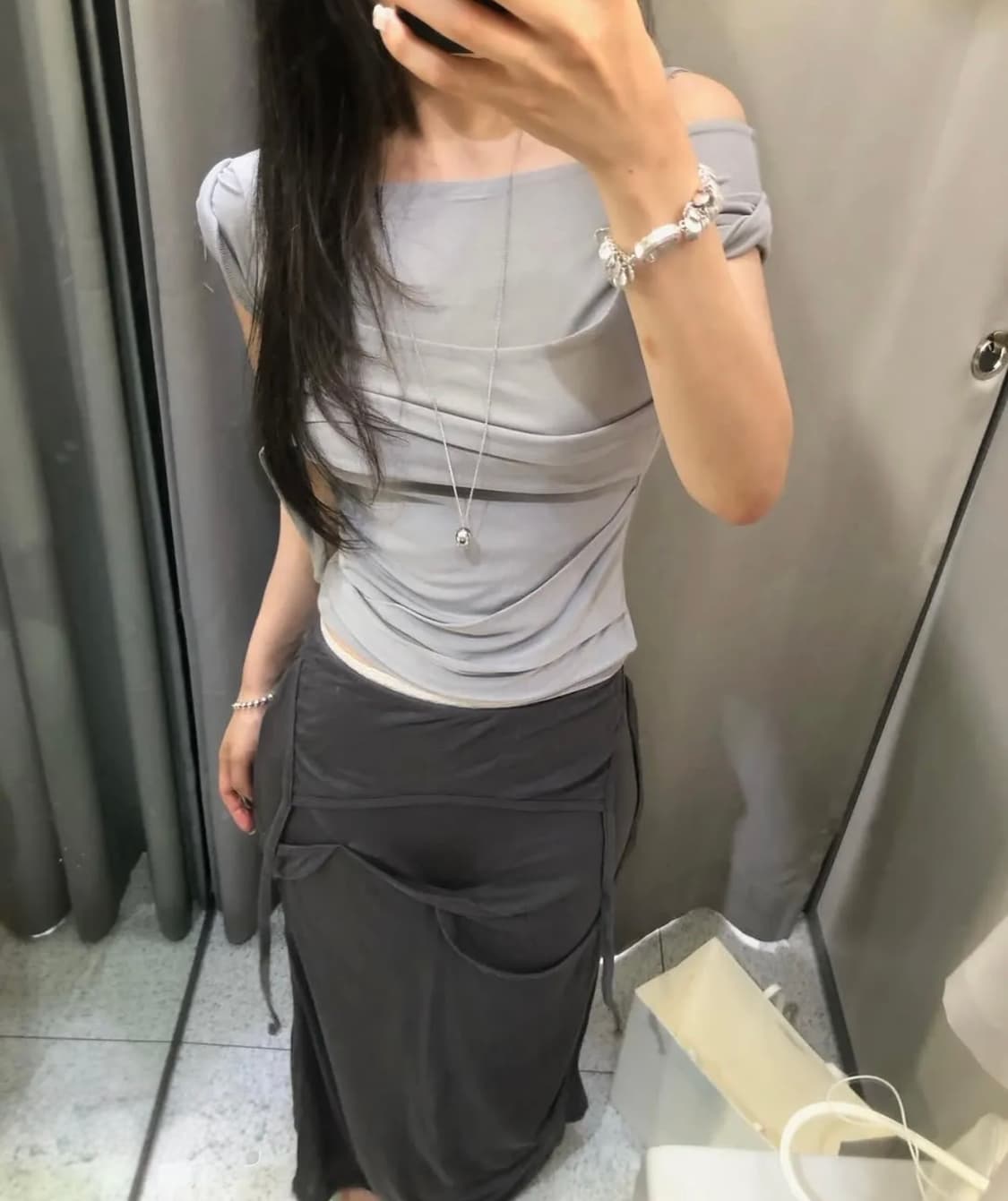 [새상품]플레어업 비대칭 드레이프 롱 스커트  상품이미지8