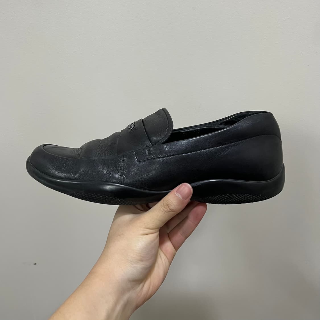Prada Sports Logo Pointed Loafers 상품이미지1
