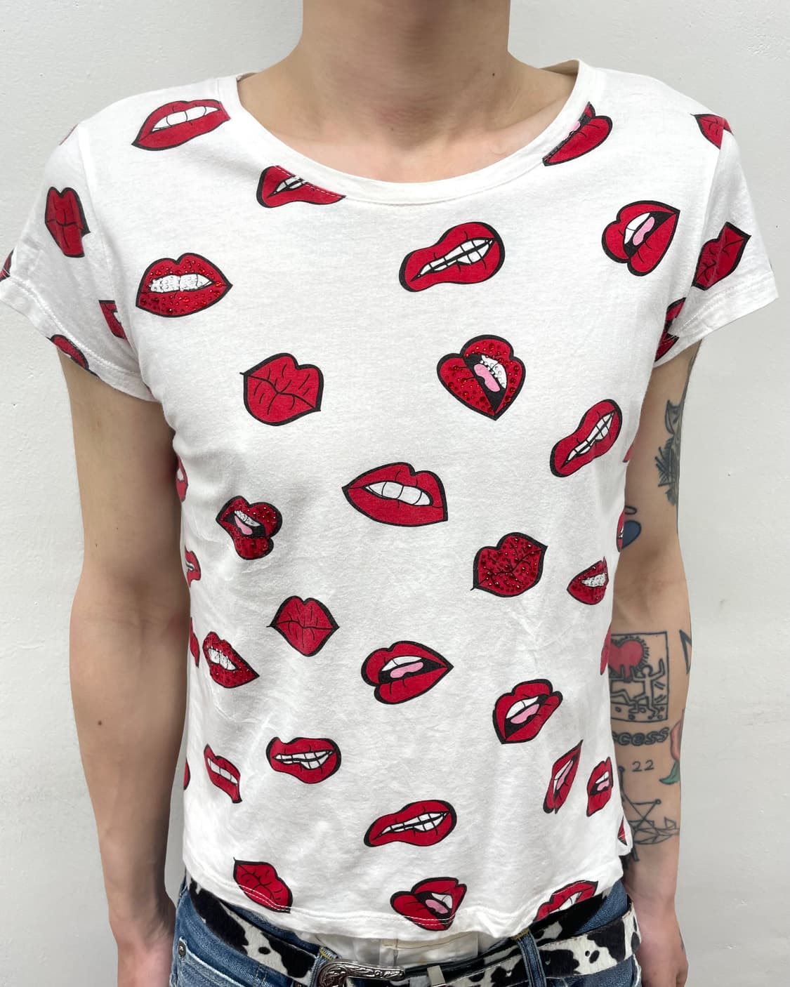 cubic T-shirt with lips  상품이미지3