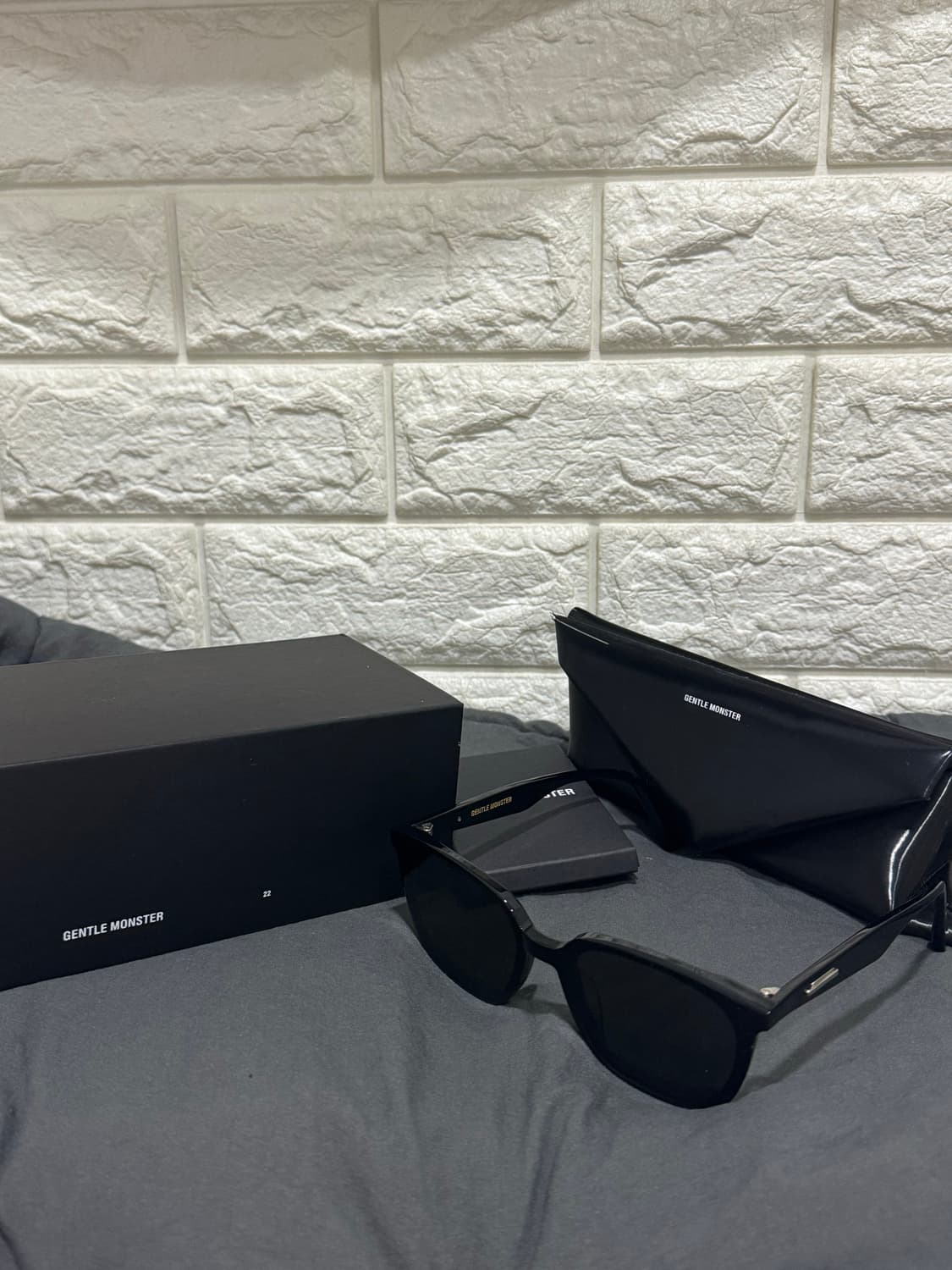 젠틀몬스터 릴리트 LILIT 01 블랙[쿨거래] 상품이미지1