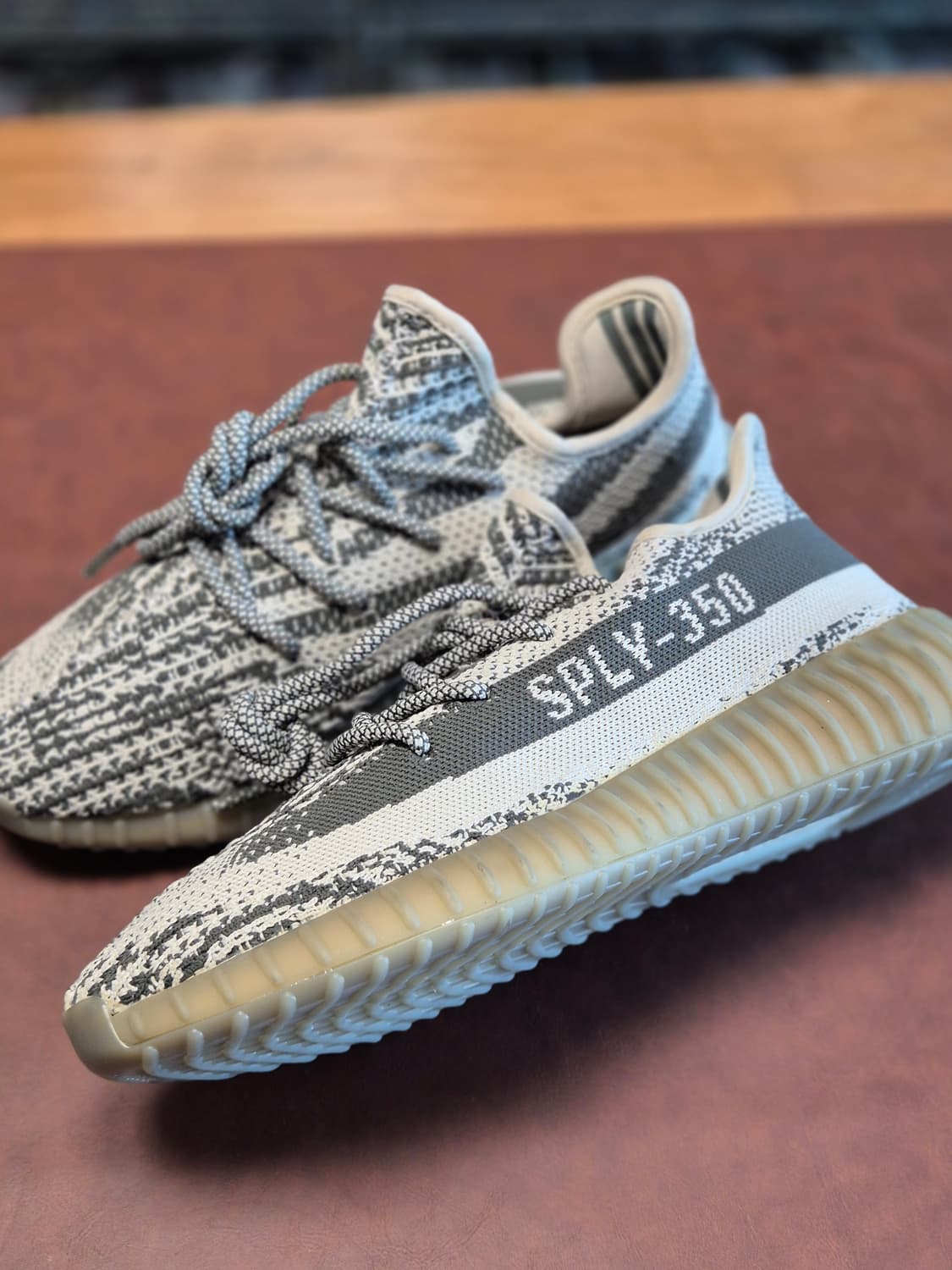 새상품 255 이지부스트350v2 카키화이트 상품이미지9