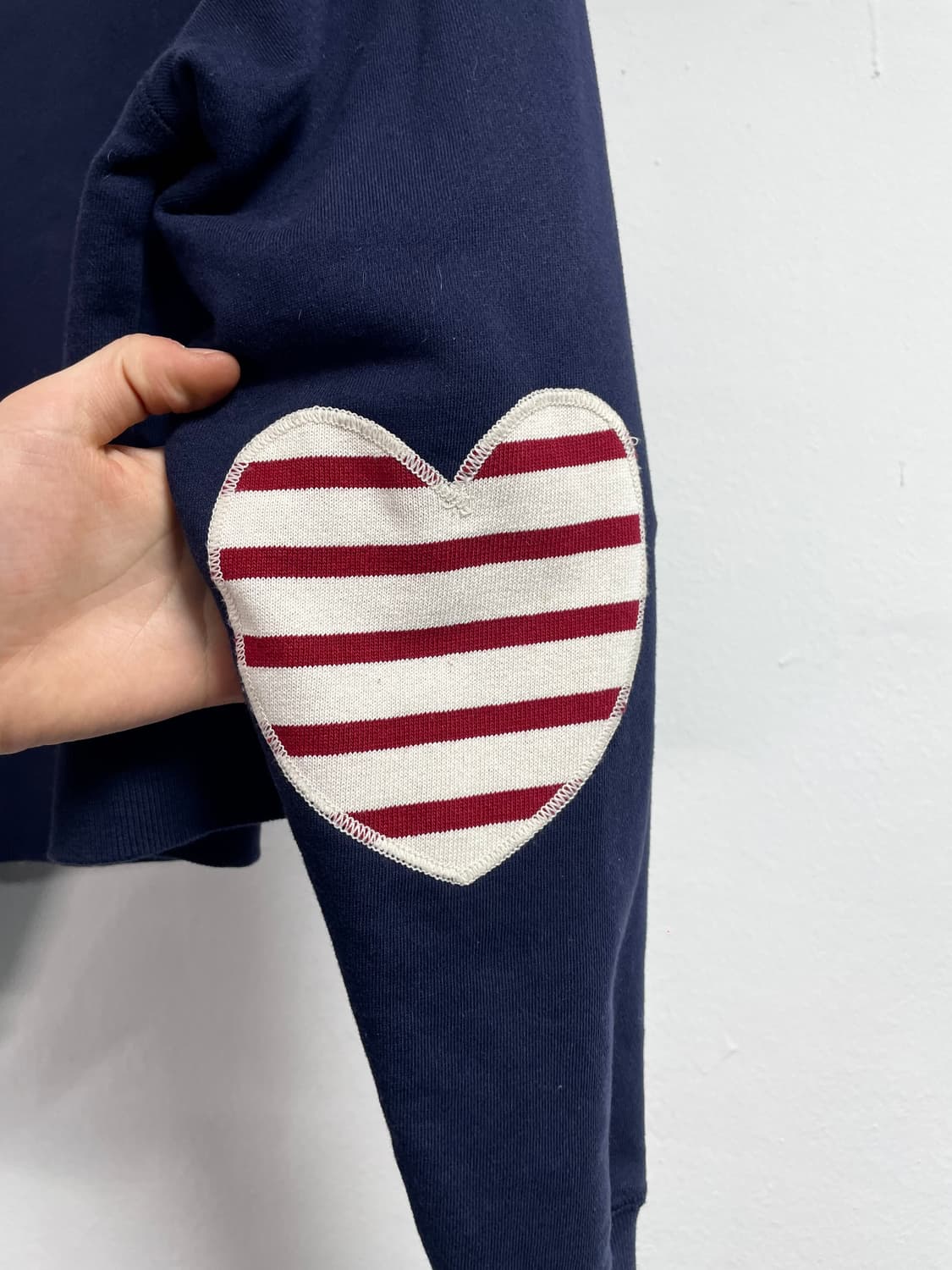 세인트 제임스 봉봉쁘띠 하트 크롭 맨투맨 (on.537) 상품이미지6