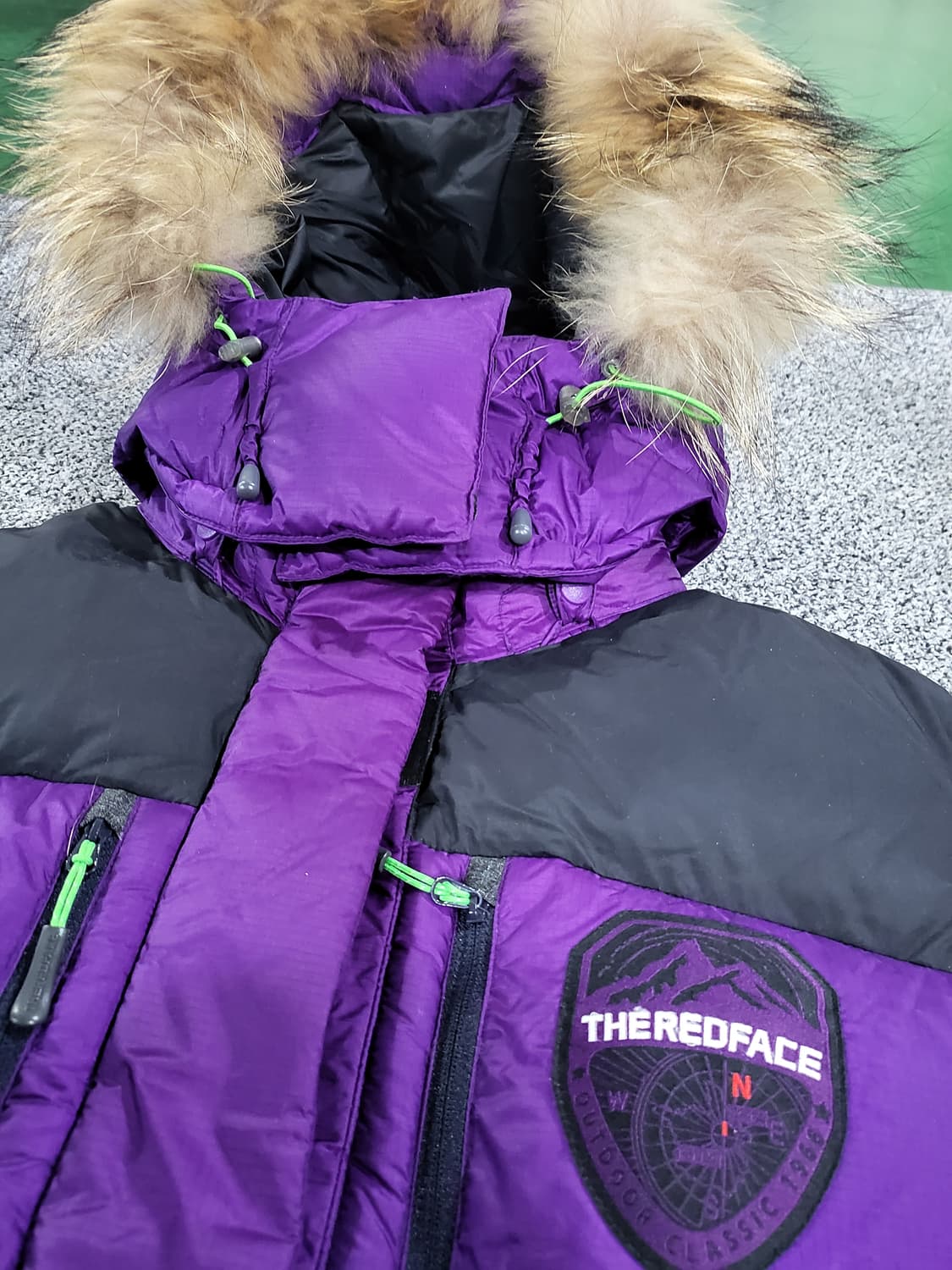 레드페이스 덕다운 재킷 (후드 라쿤 퍼 )  상품이미지5