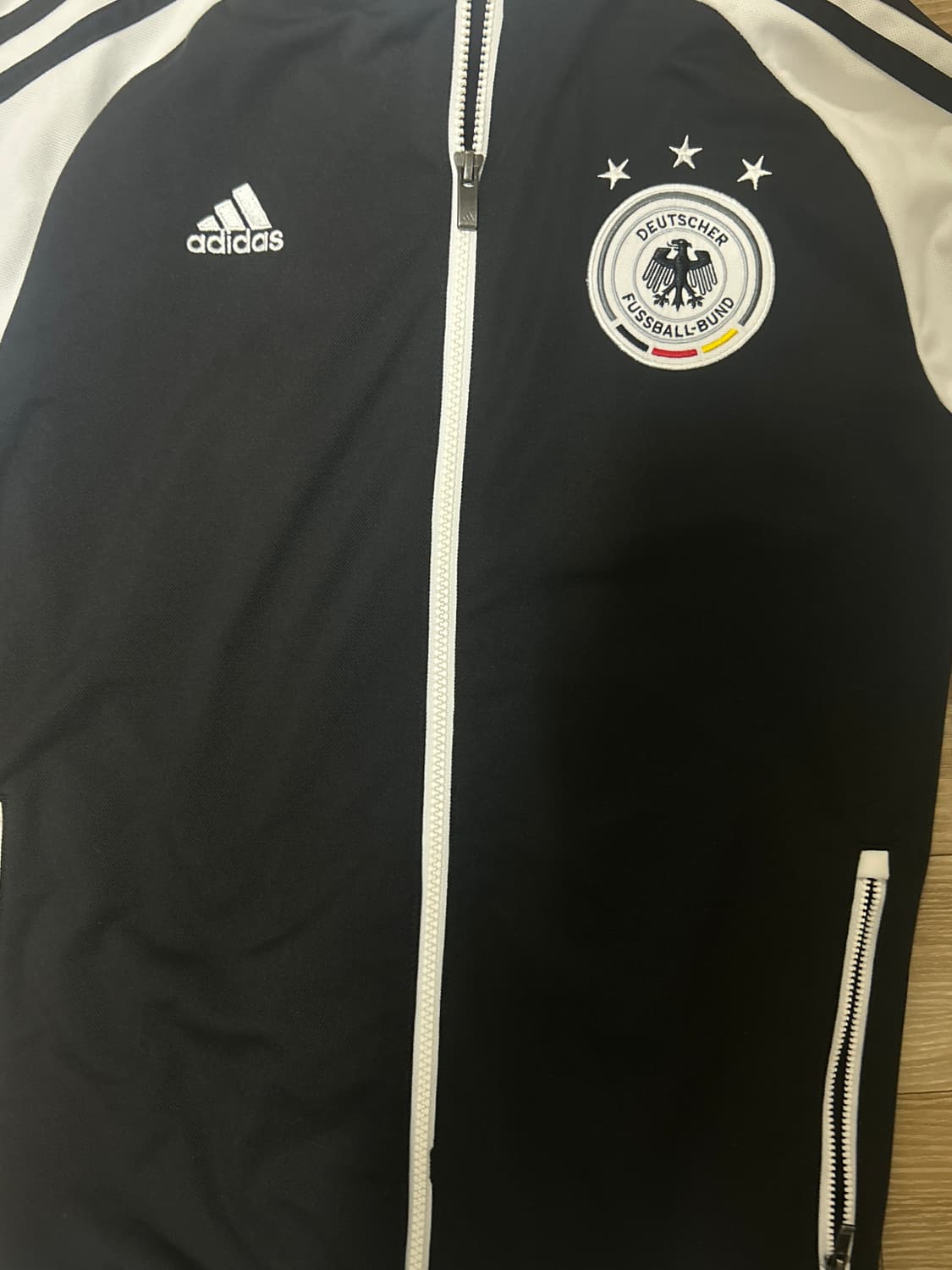 독일 흰검 아디다스 져지 100 사이즈 상품이미지2