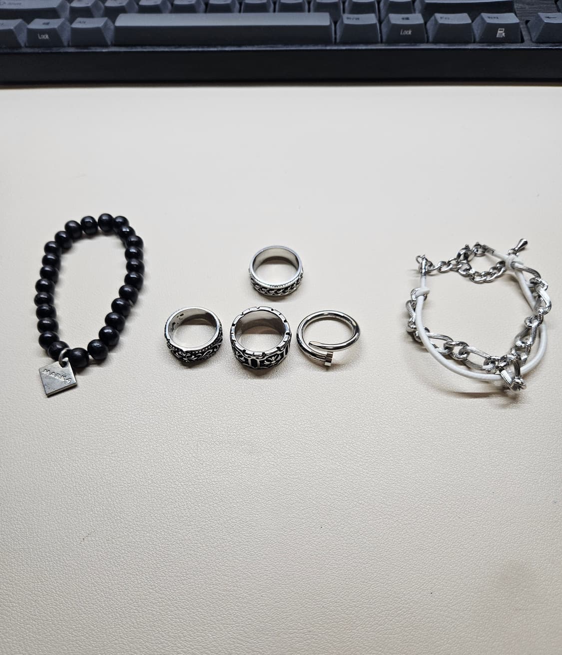 남자 반지 4개 + 팔찌 2개 일괄판매 상품이미지1