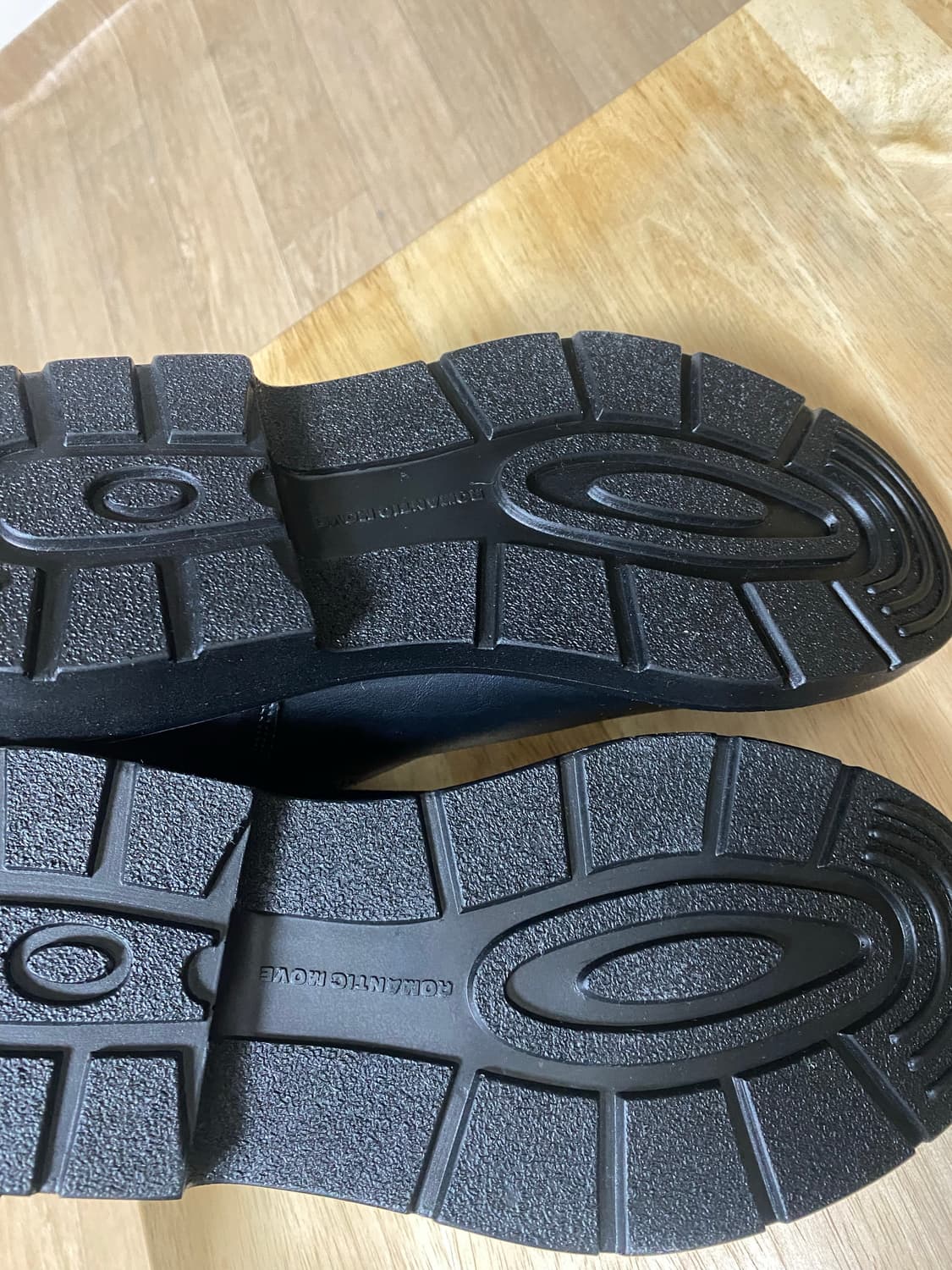 로맨틱무브 포 시즌 첼시 레인부츠 R23M501 270 팝니다 상품이미지4