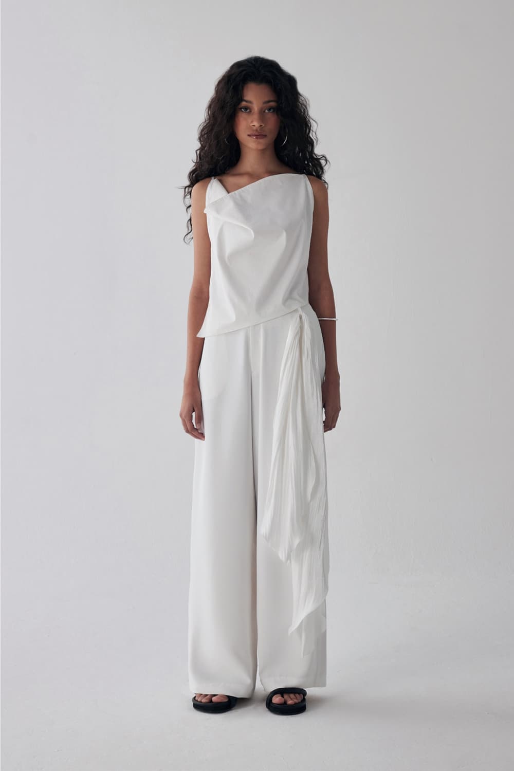 Cowl sleeveless  상품이미지2
