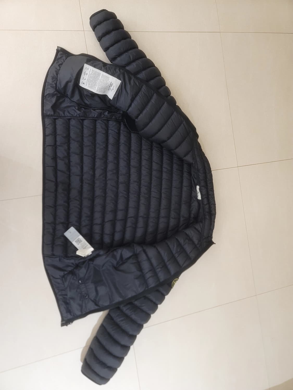 스톤아일랜드 경량패딩 xl 상품이미지7