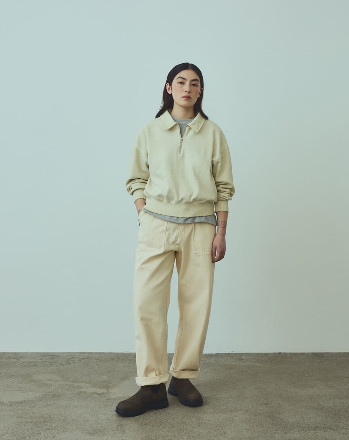 유니폼 브릿지 우먼스 하프 집업 스웻셔츠 상품이미지1