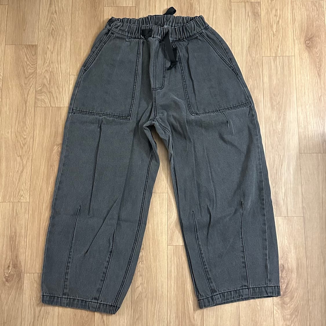 미니멀프로젝트 워시드 퍼티그 벌룬 데님 팬츠 다크그레이 L 상품이미지1