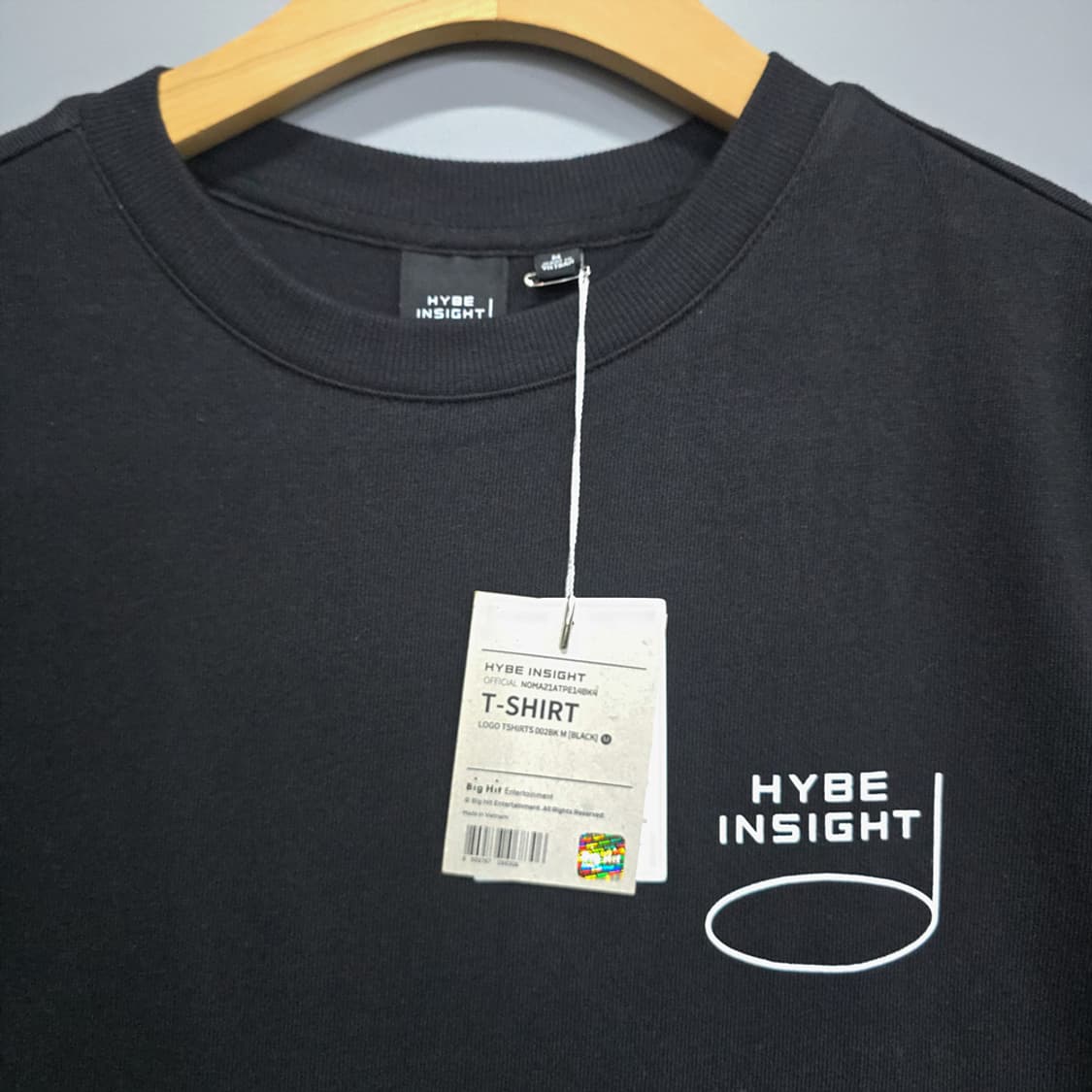 새제품) 하이브 엔터테인먼트 hive insight 반팔티셔츠 M 상품이미지2