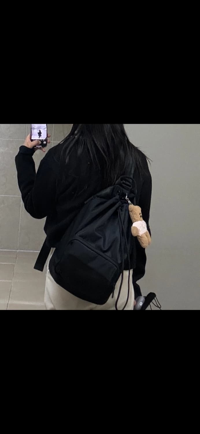 캉골 마그넷 슬링백 블랙 상품이미지5