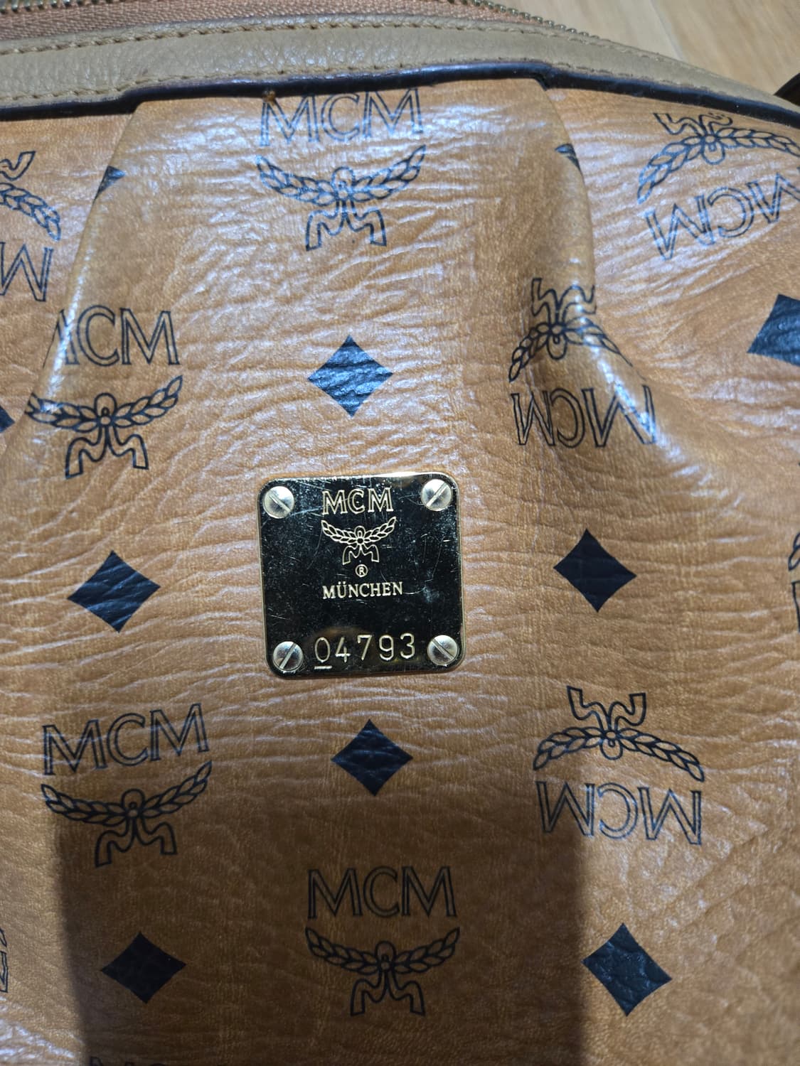 MCM 비세토스 시그니처 숄더백 크로스백 상품이미지3
