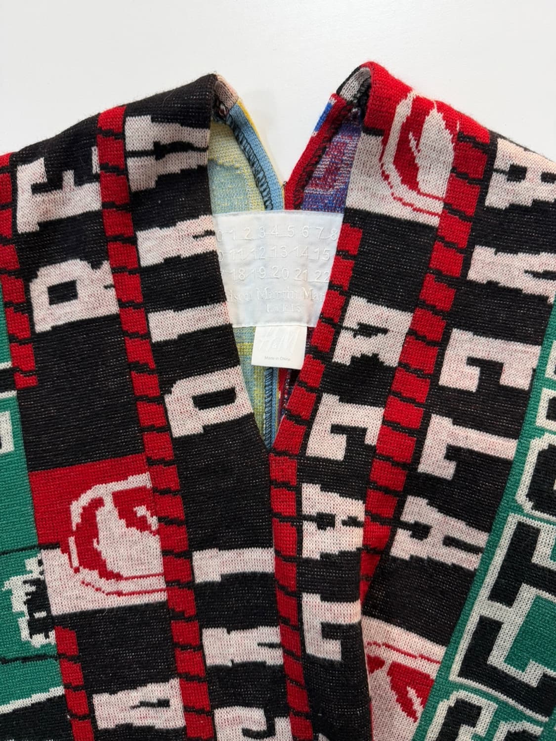 메종 마르지엘라 x H&M 멀티 스카프 니트  상품이미지1