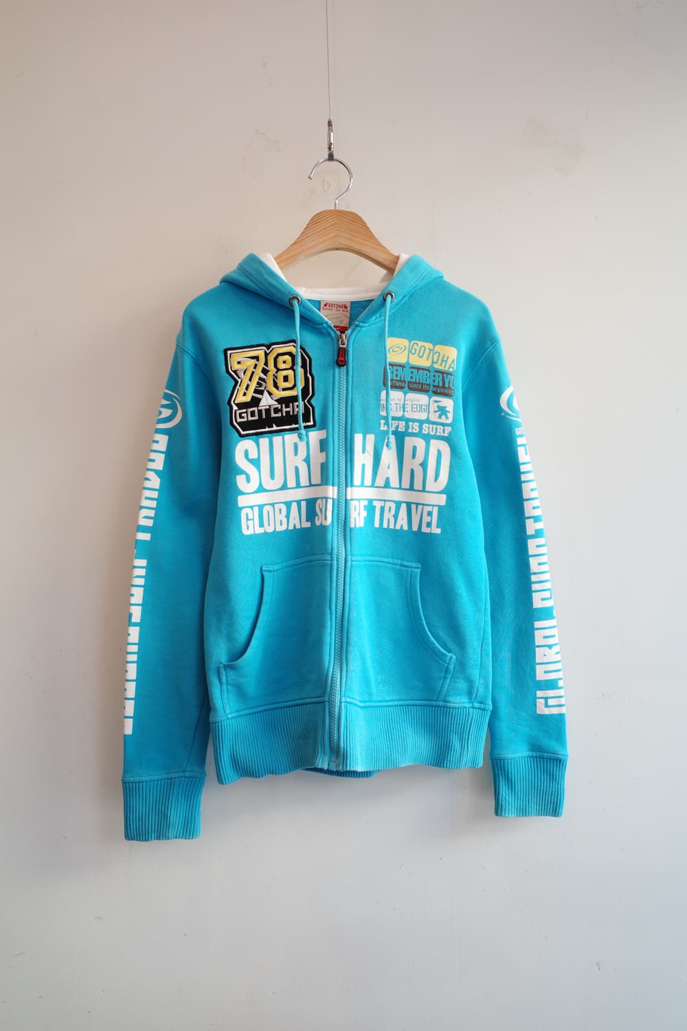 GOTCHA 서프 자수 후디  상품이미지1