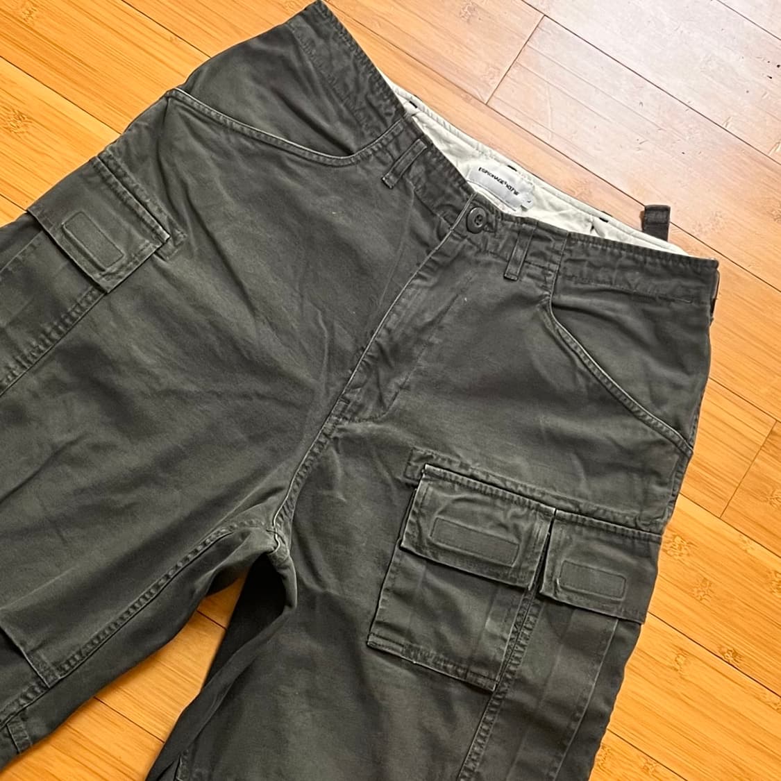 에스피오나지 챠콜 카고팬츠 SIZE L 상품이미지3