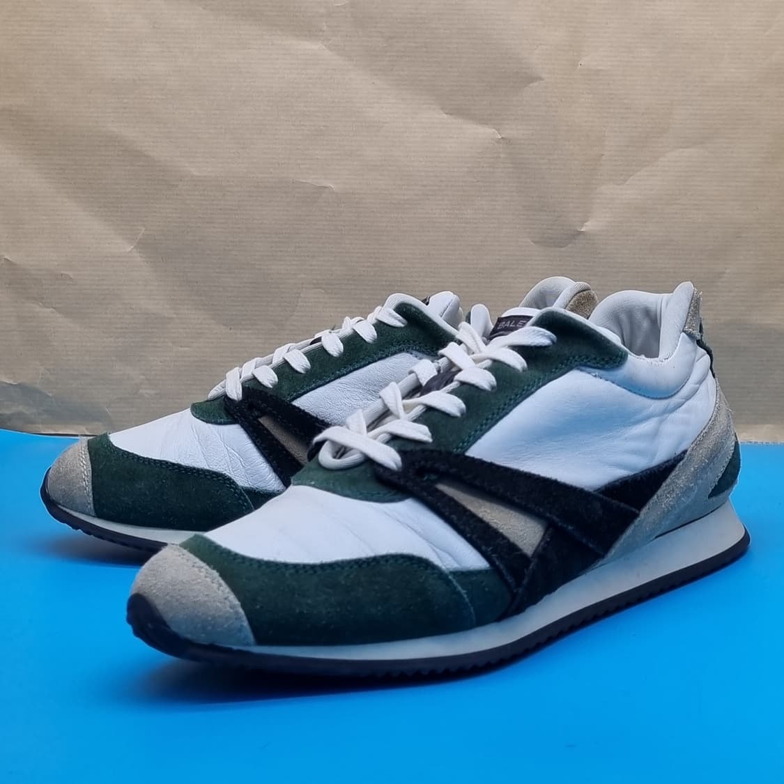 발렌시아가 레이스 로우탑 가죽스니커즈230. 상품이미지1