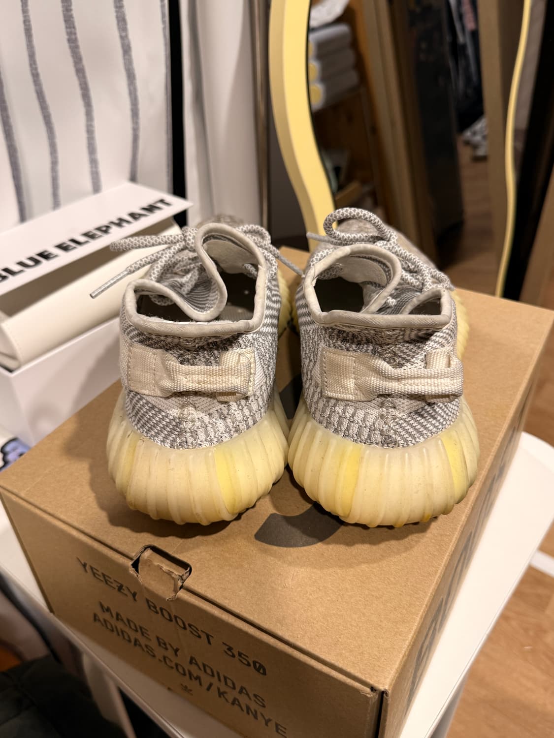 이지부스트 350 스태틱 상품이미지5