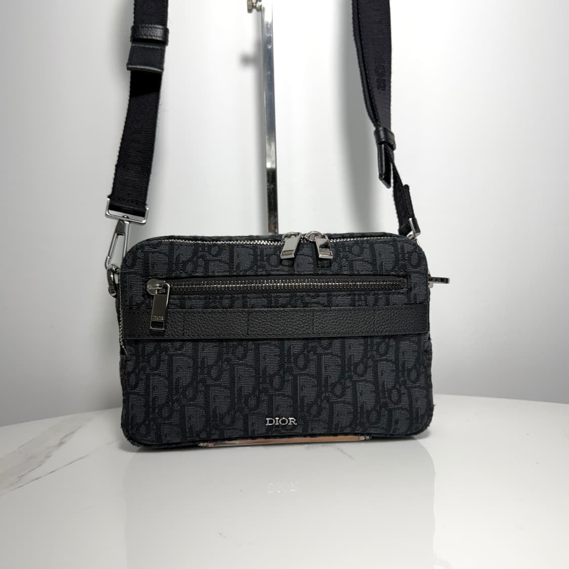 A / 디올 오블리크 사파리 메신저백 상품이미지1