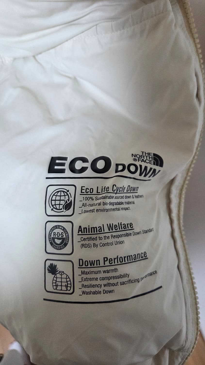 노스페이스 화이트 라벨 노벨티 눕시 다운 자켓 크림 상품이미지4