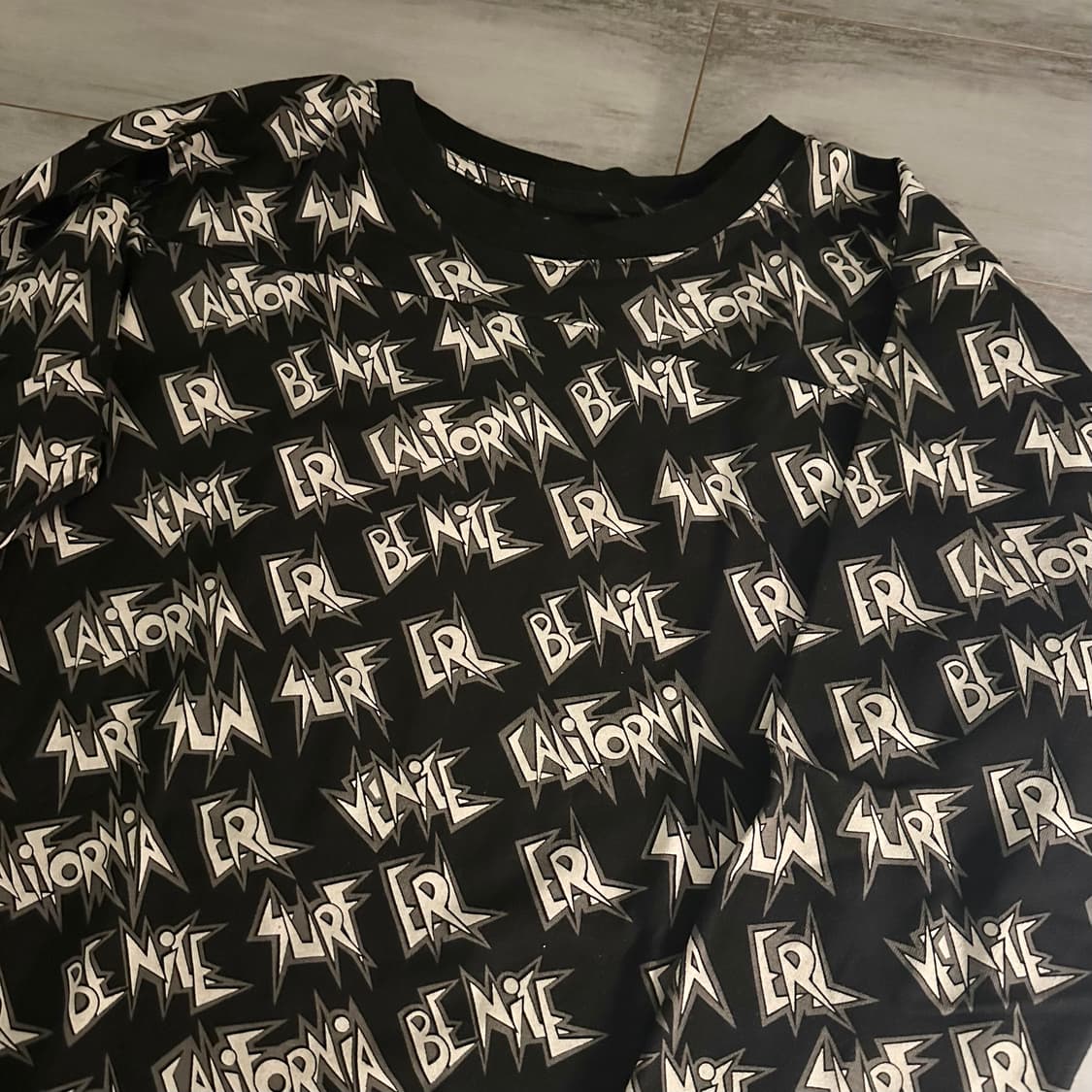 ERL 블랙 프린트 롱슬리브 티셔츠 상품이미지3