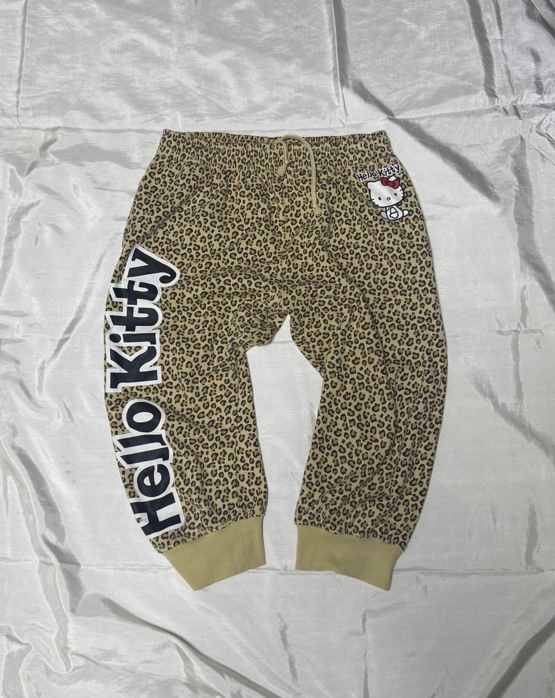 ”Hello Kitty“ Leopard Short Pants 상품이미지1