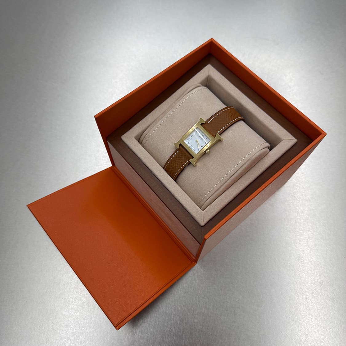 에르메스 클래식 워치 H 아워 금장시계 스몰 상품이미지2