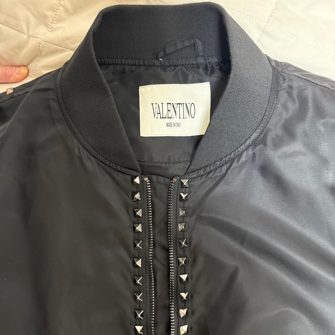 발렌티노 락스터드 항공점퍼 블루종 자켓 상품이미지3