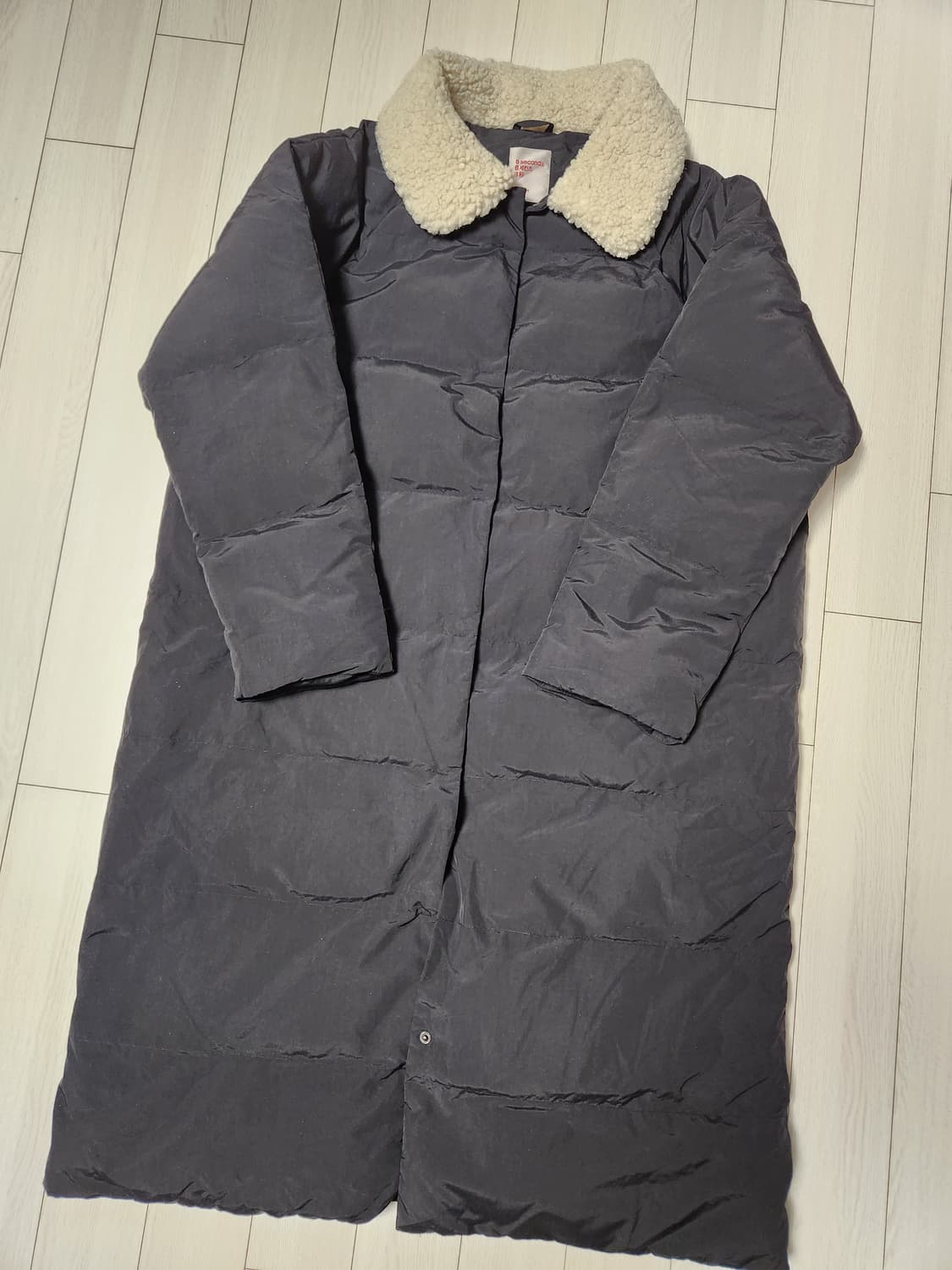 에잇세컨즈 블랙 부클 칼라 롱 패딩 점퍼 사이즈M

패딩점퍼/여성용/긴소 상품이미지1