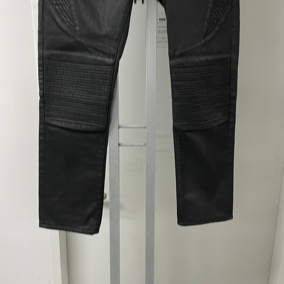 마르셀로불론 코팅 바이커 팬츠 32 상품이미지3