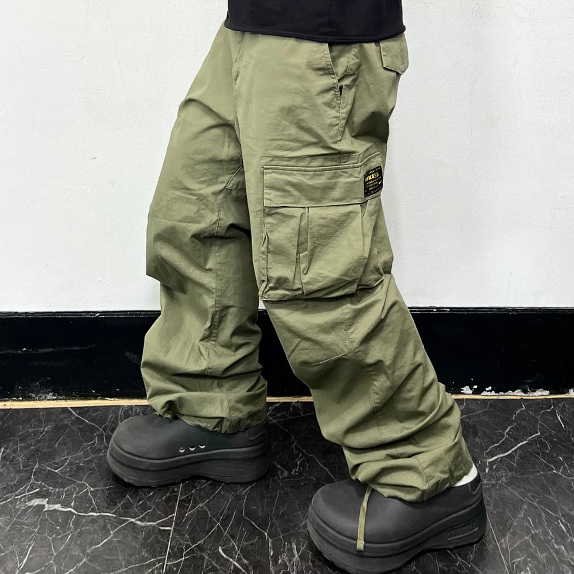 나이키 SB 더블포켓 와이드 카고 팬츠 상품이미지1