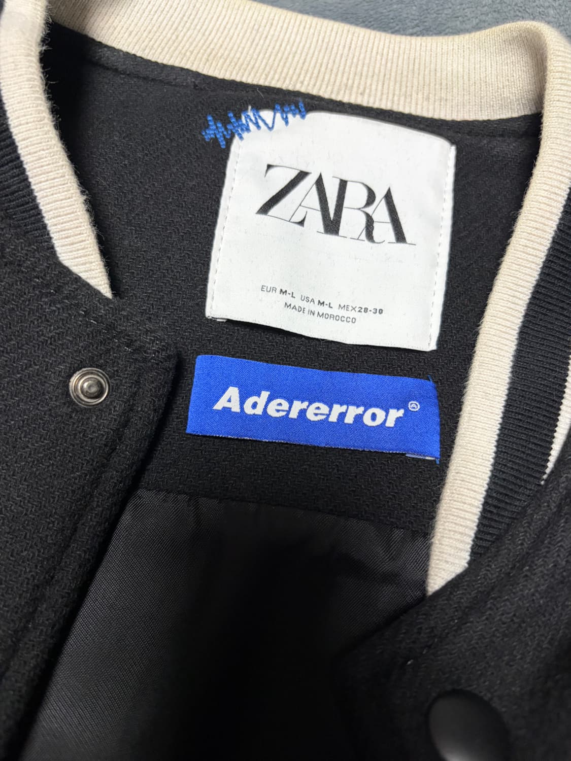 아더에러 자라 울 블렌드 봄버 블랙  사이즈 M-L  상품이미지1